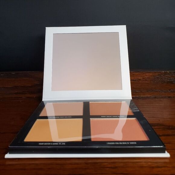 Kylie Jenner Collection Pressed Powder Palette NEW - Picture 5 of 12